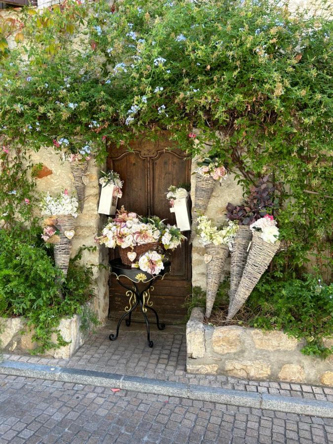 L'Oustaou Bello Visto Le Castellet  ภายนอก รูปภาพ