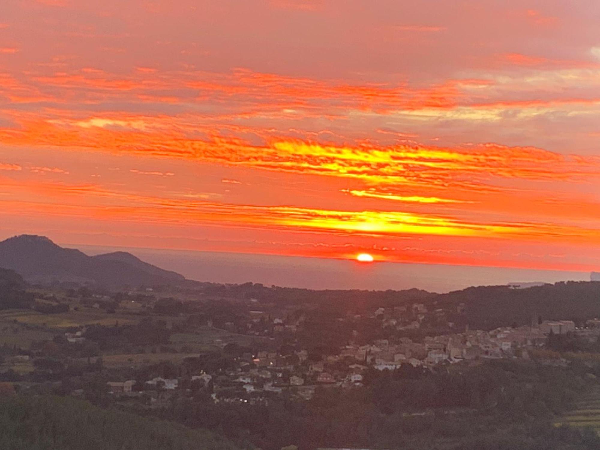 L'Oustaou Bello Visto Le Castellet  ภายนอก รูปภาพ